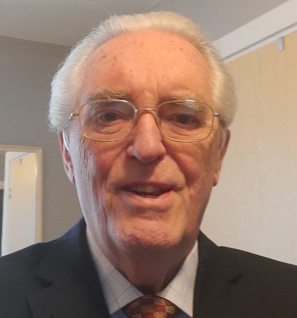 I’m back with a David Murray website